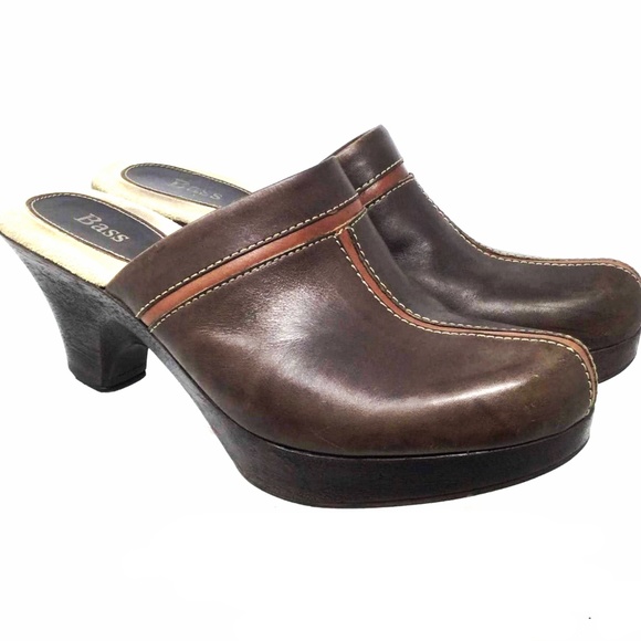 bass clogs for women's